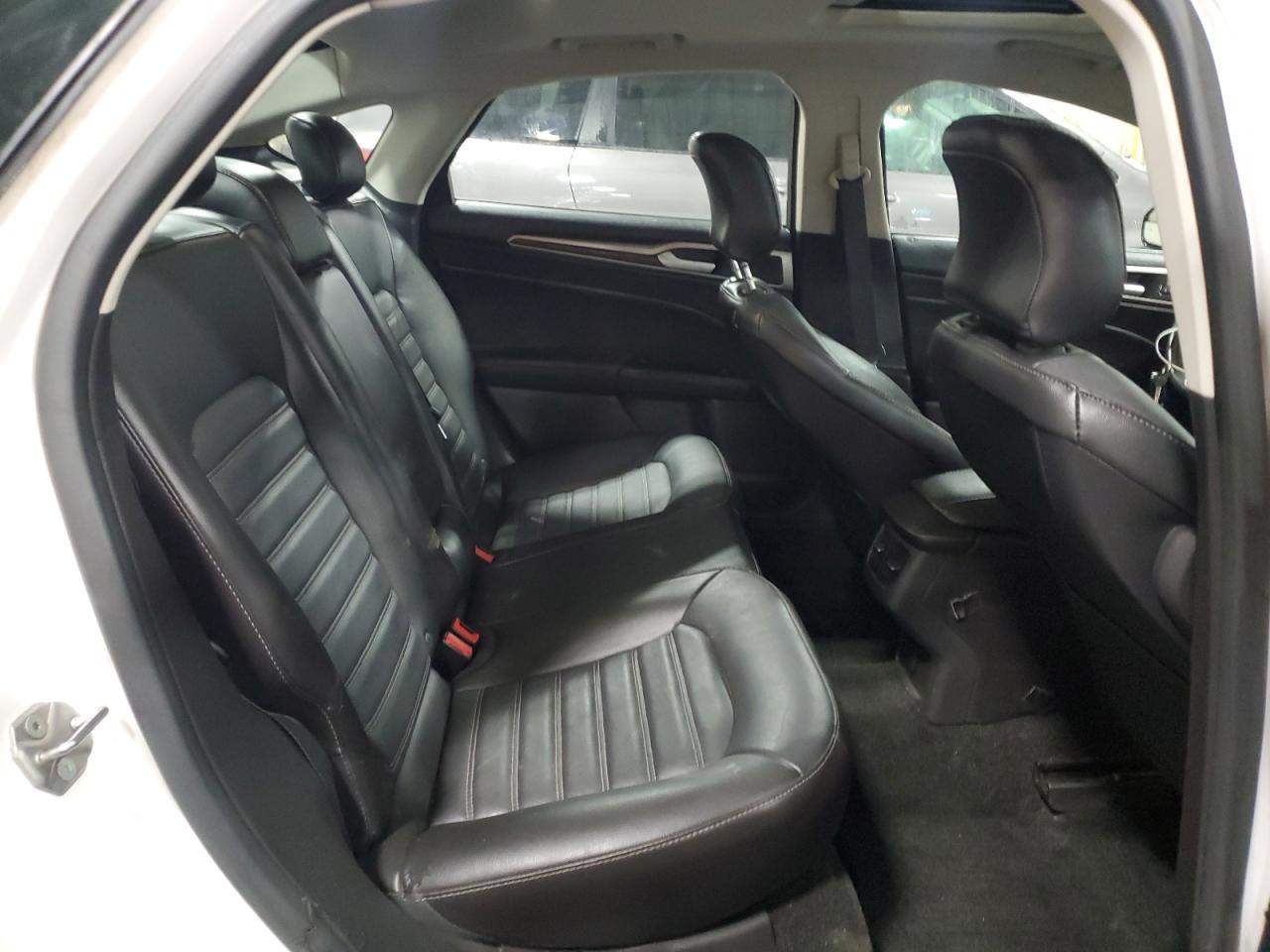 2015 Ford Fusion Se VIN: 3FA6P0T90FR270666 Lot: 92704425