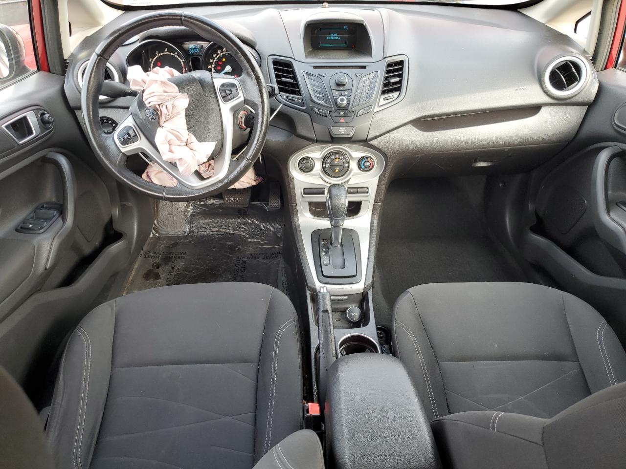 2015 Ford Fiesta Se VIN: 3FADP4BJ8FM127018 Lot: 92399205