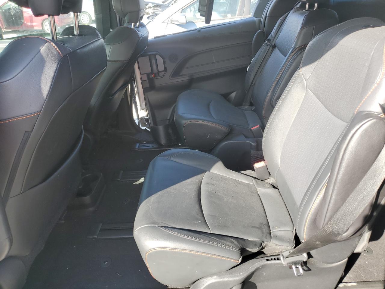 2022 Toyota Sienna Xse VIN: 5TDXRKEC8NS093678 Lot: 92394915