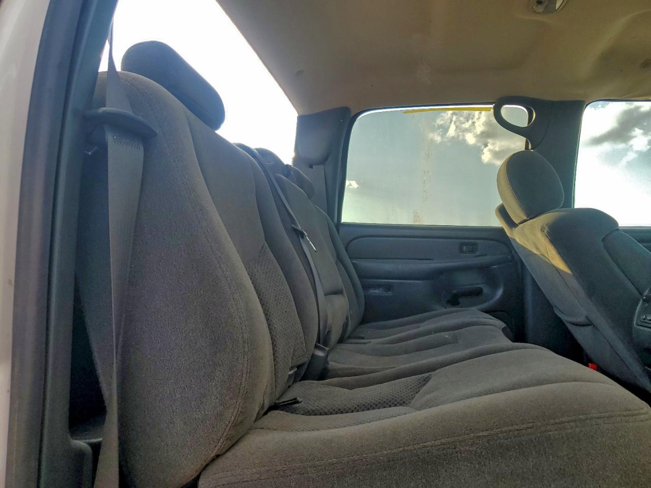 2006 Chevrolet Silverado C1500 VIN: 2GCEC13T461161215 Lot: 93954325