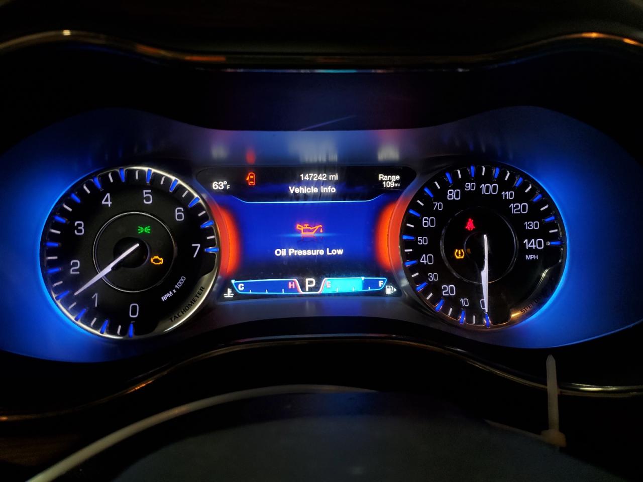 2015 Chrysler 200 C VIN: 1C3CCCEG1FNXXXXXX Lot: 89863015