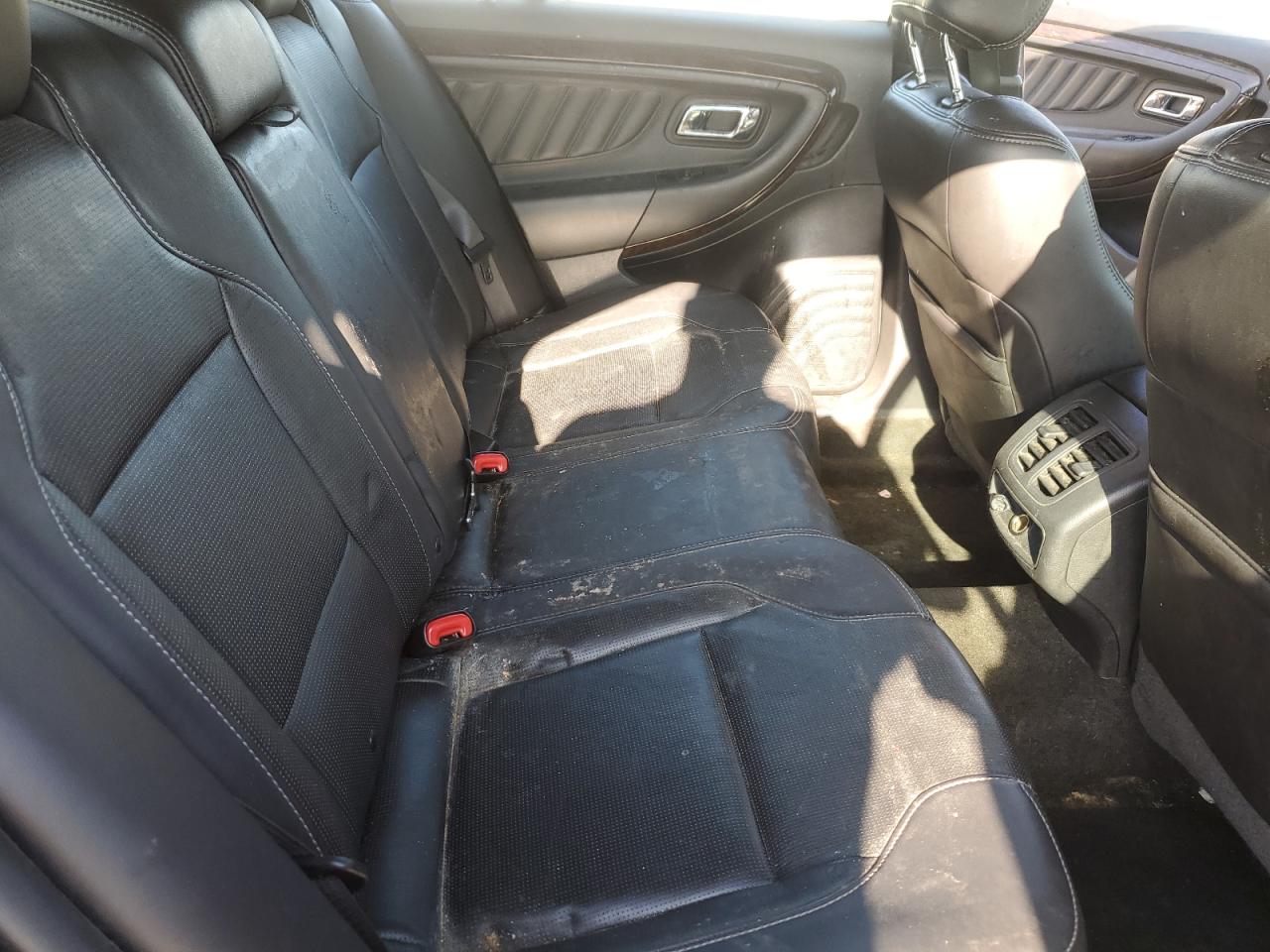 2015 Ford Taurus Limited VIN: 1FAHP2J88FG125526 Lot: 92259335