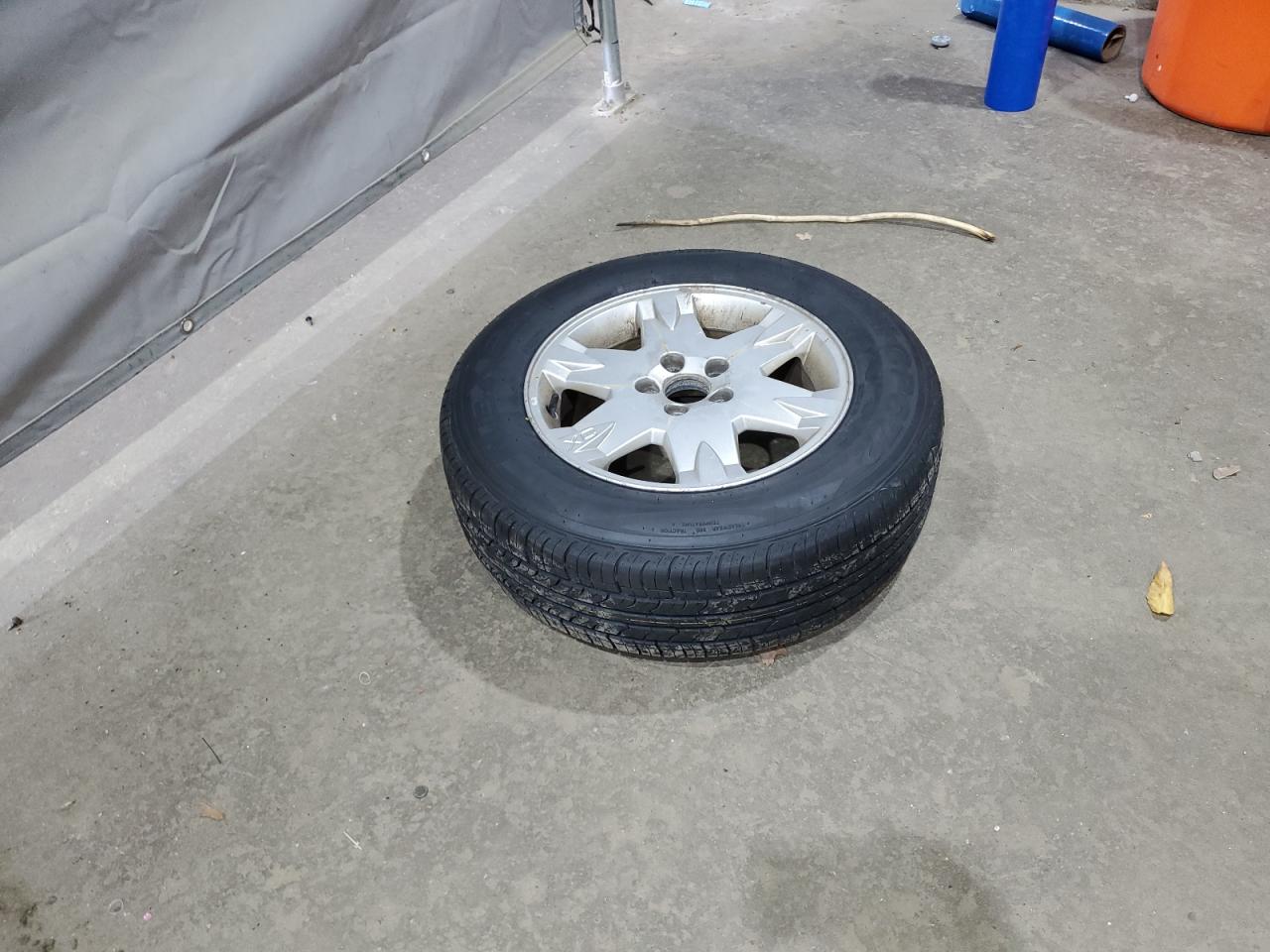 2002 Volvo V70 Xc VIN: YV1SZ58D721053997 Lot: 90383695