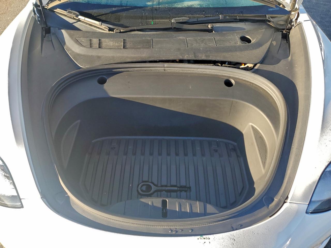 2023 Tesla Model 3 VIN: 5YJ3E1EA4PF569824 Lot: 93907385