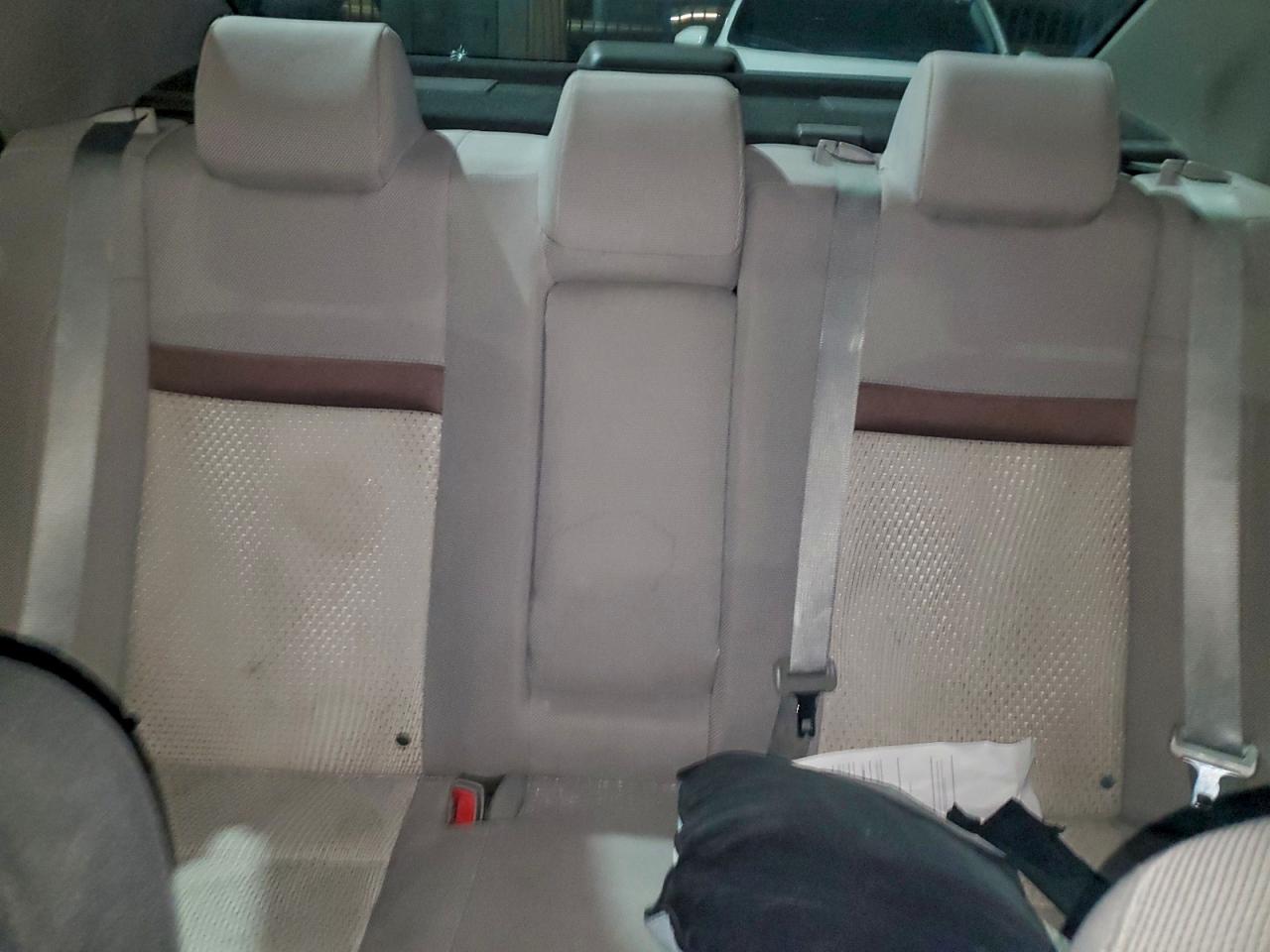 2012 Toyota Camry Base VIN: U58739 Lot: 95112935