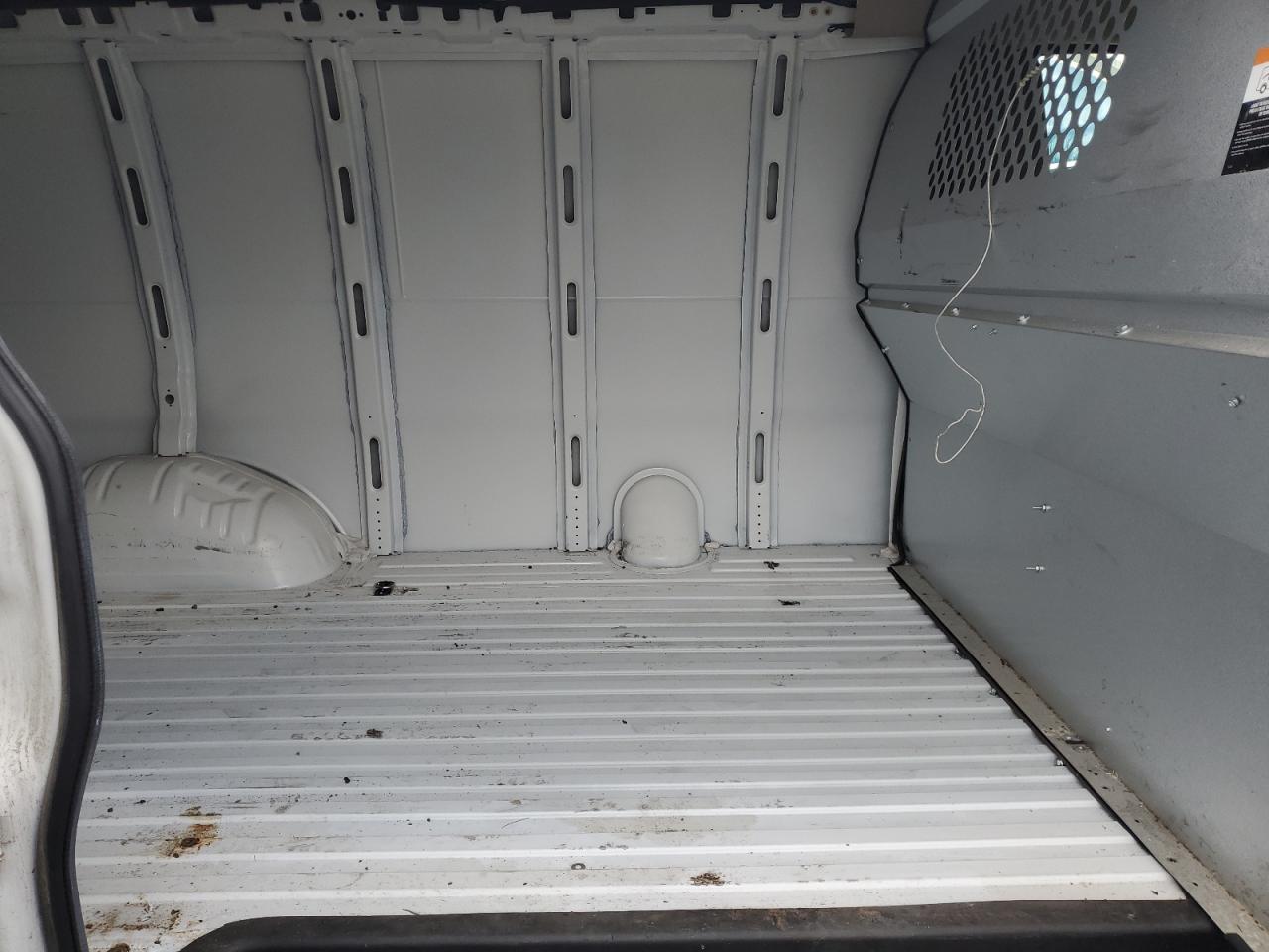 2022 Chevrolet Express G2500 VIN: 1GCWGAF72N1142965 Lot: 92882485