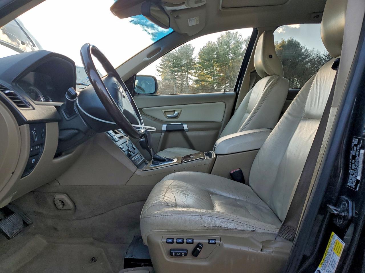 2011 Volvo Xc90 3.2 VIN: YV4952CZXB1606396 Lot: 94025285