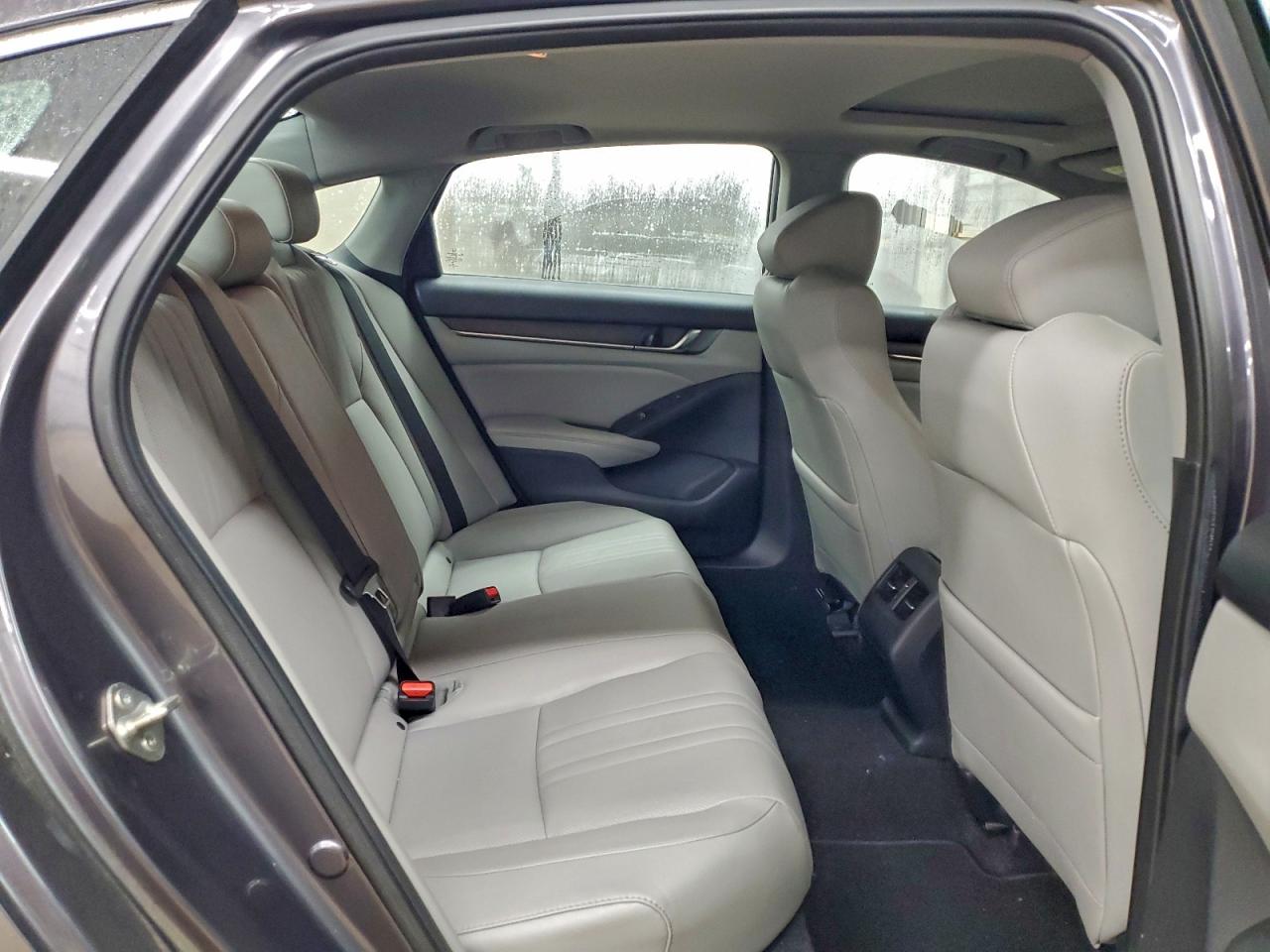 2019 Honda Accord Touring VIN: 1HGCV2F98KA028062 Lot: 94252425