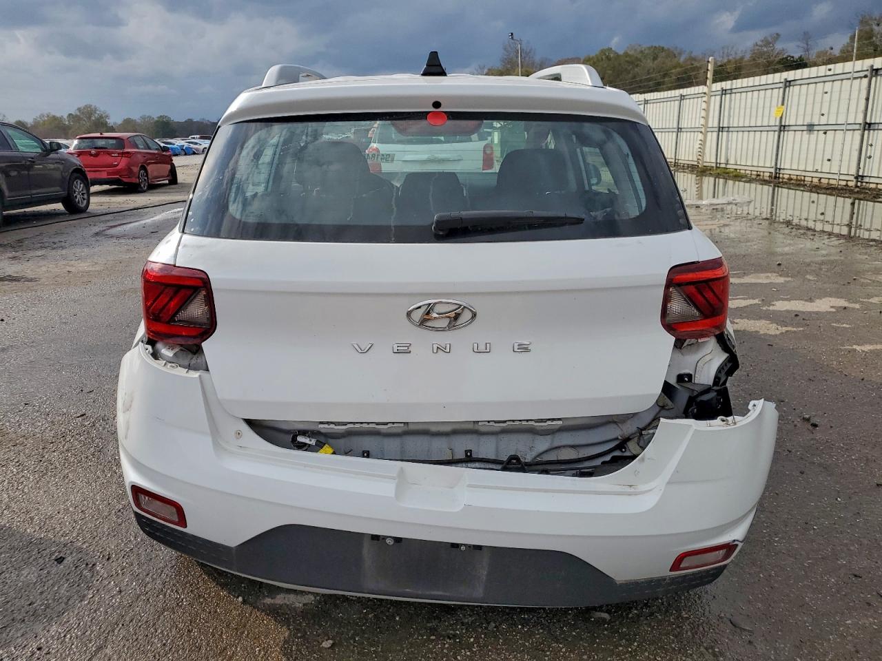 2022 Hyundai Venue Sel VIN: KMHRC8A30NU202550 Lot: 94184085