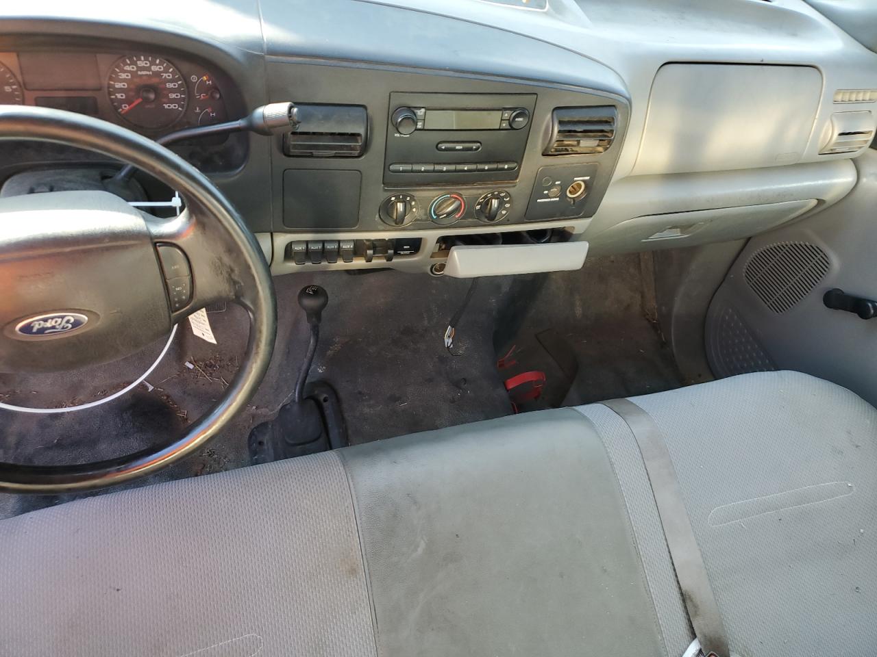 2006 Ford F250 Super Duty Dump Truck VIN: 1FTNF21536ED18801 Lot: 91566085