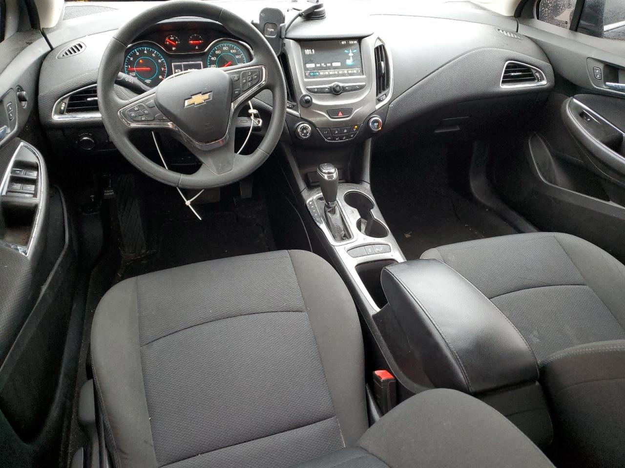 2018 Chevrolet Cruze Lt VIN: 1G1BE5SM0J7125136 Lot: 93653855