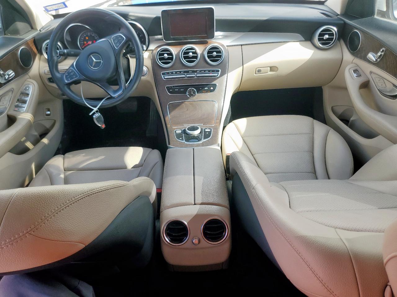 2018 Mercedes-Benz C 300 VIN: 55SWF4JB5JU272321 Lot: 91772485