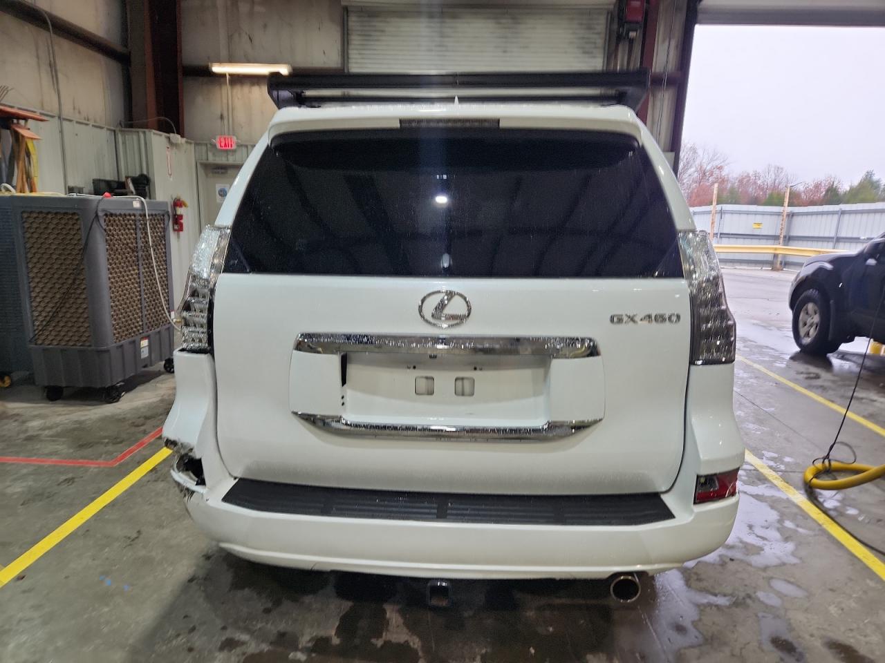2014 Lexus Gx 460 VIN: JTJBM7FX1E5081124 Lot: 92946485