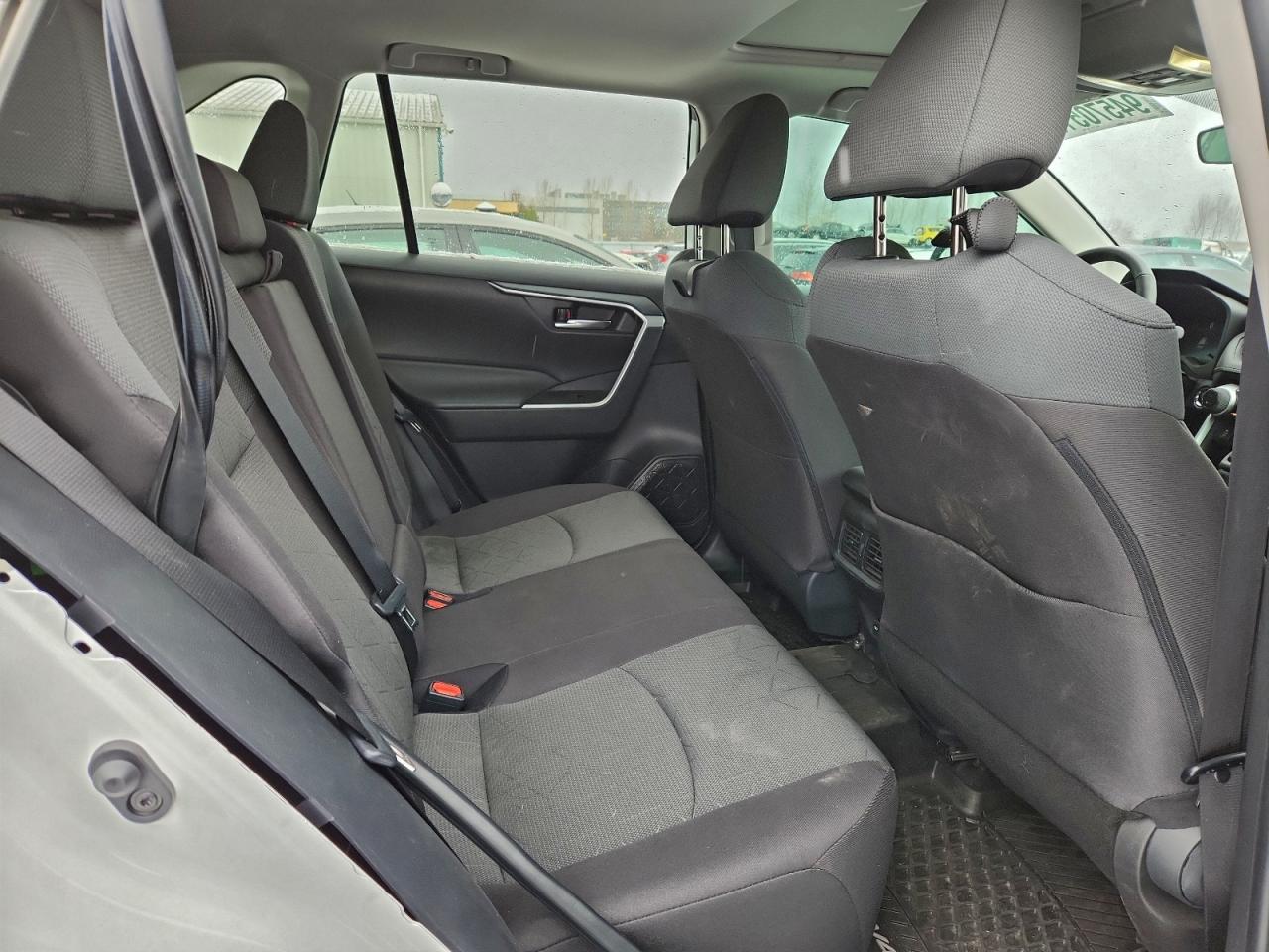 2024 Toyota Rav4 Xle VIN: 2T3R1RFV7RC451075 Lot: 94570515