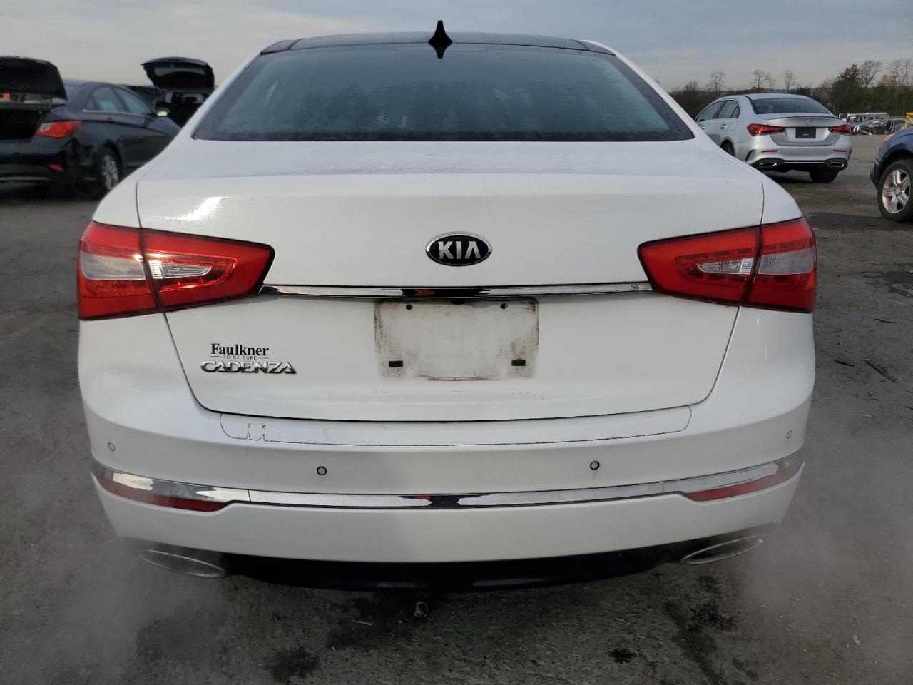 2014 Kia Cadenza Premium VIN: KNALN4D75E5125192 Lot: 90974095