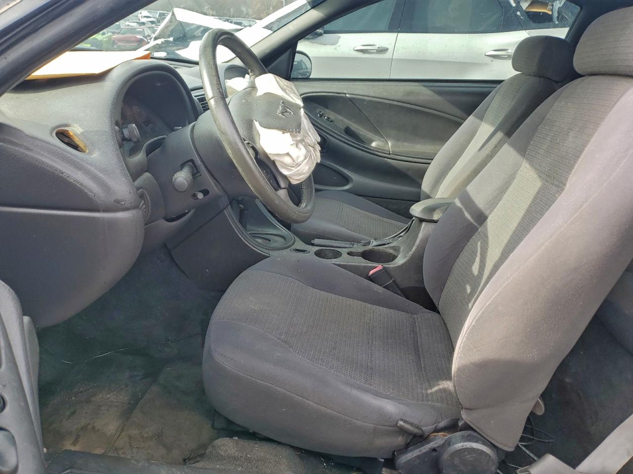 2002 Ford Mustang VIN: 1FAFP40482F238118 Lot: 90747895