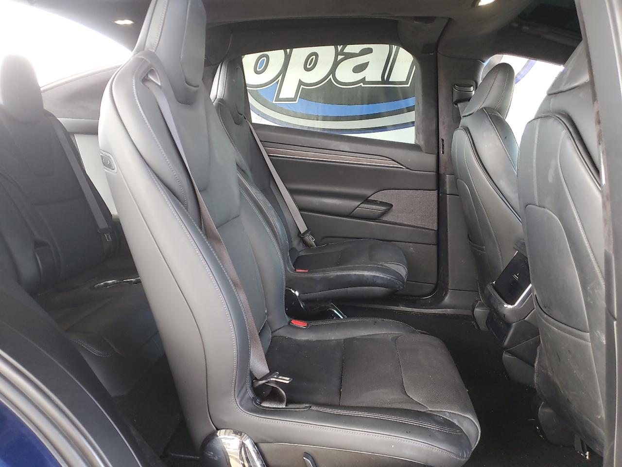 2022 Tesla Model X VIN: 7SAXCBE5XNF355923 Lot: 93515615