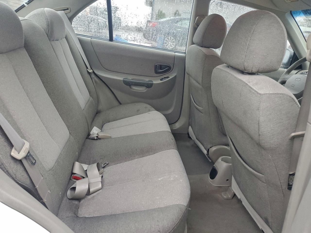 2002 Hyundai Accent Gl VIN: KMHCG45C82U387777 Lot: 93859915