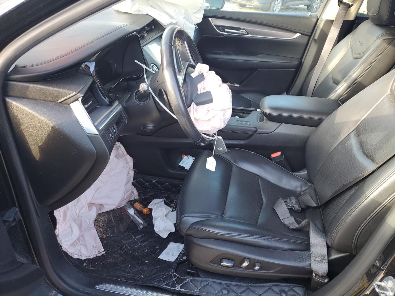 2018 Cadillac Xt5 Premium Luxury VIN: 1GYKNFRS7JZ188038 Lot: 92229695