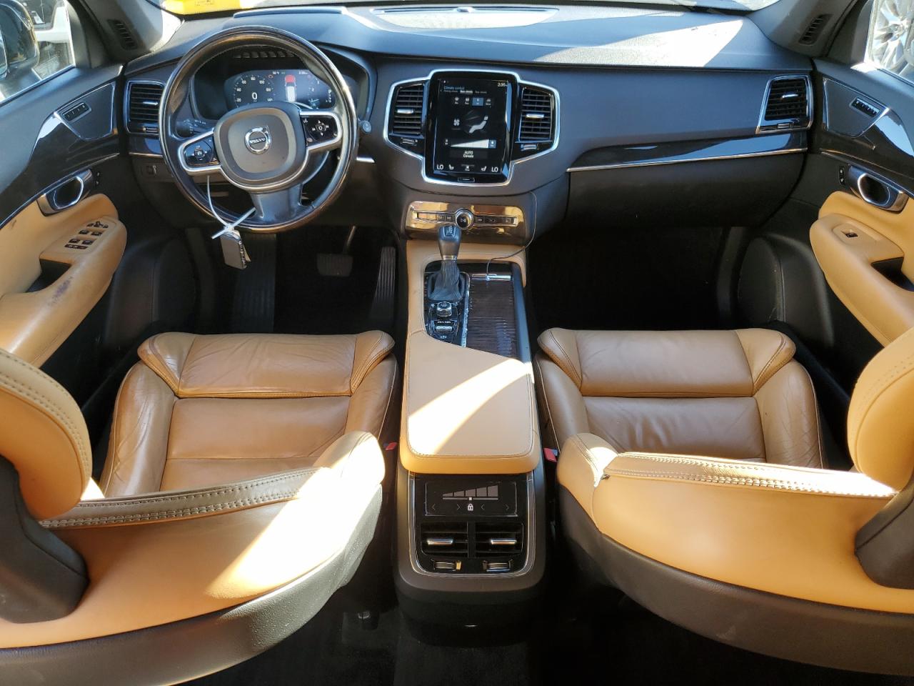 2018 Volvo Xc90 T6 VIN: YV4A22PK4J1218386 Lot: 92110245