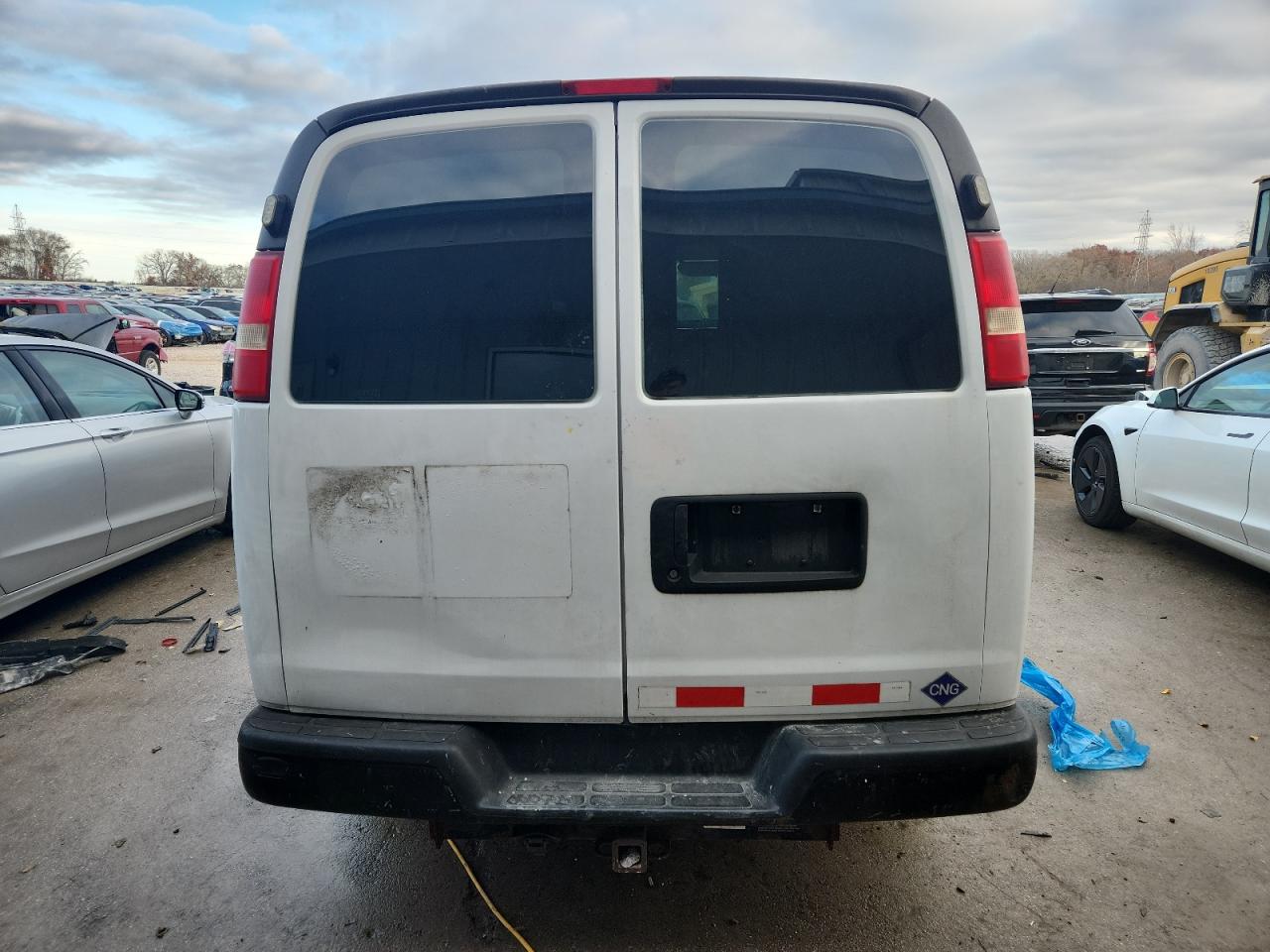 2012 Chevrolet Express G2 Delivery Van VIN: 1GCWGFCB7C1124707 Lot: 93916665