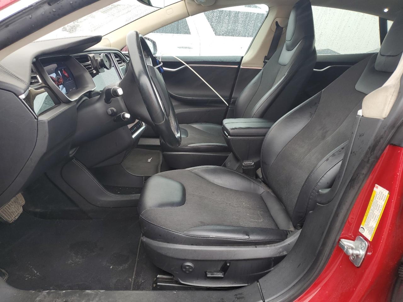 2014 Tesla Model S VIN: 5YJSA1H11EFP48063 Lot: 91274485