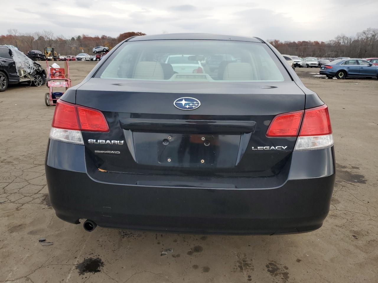 2013 Subaru Legacy 2.5I Premium VIN: 4S3BMBB63D3013288 Lot: 92680735