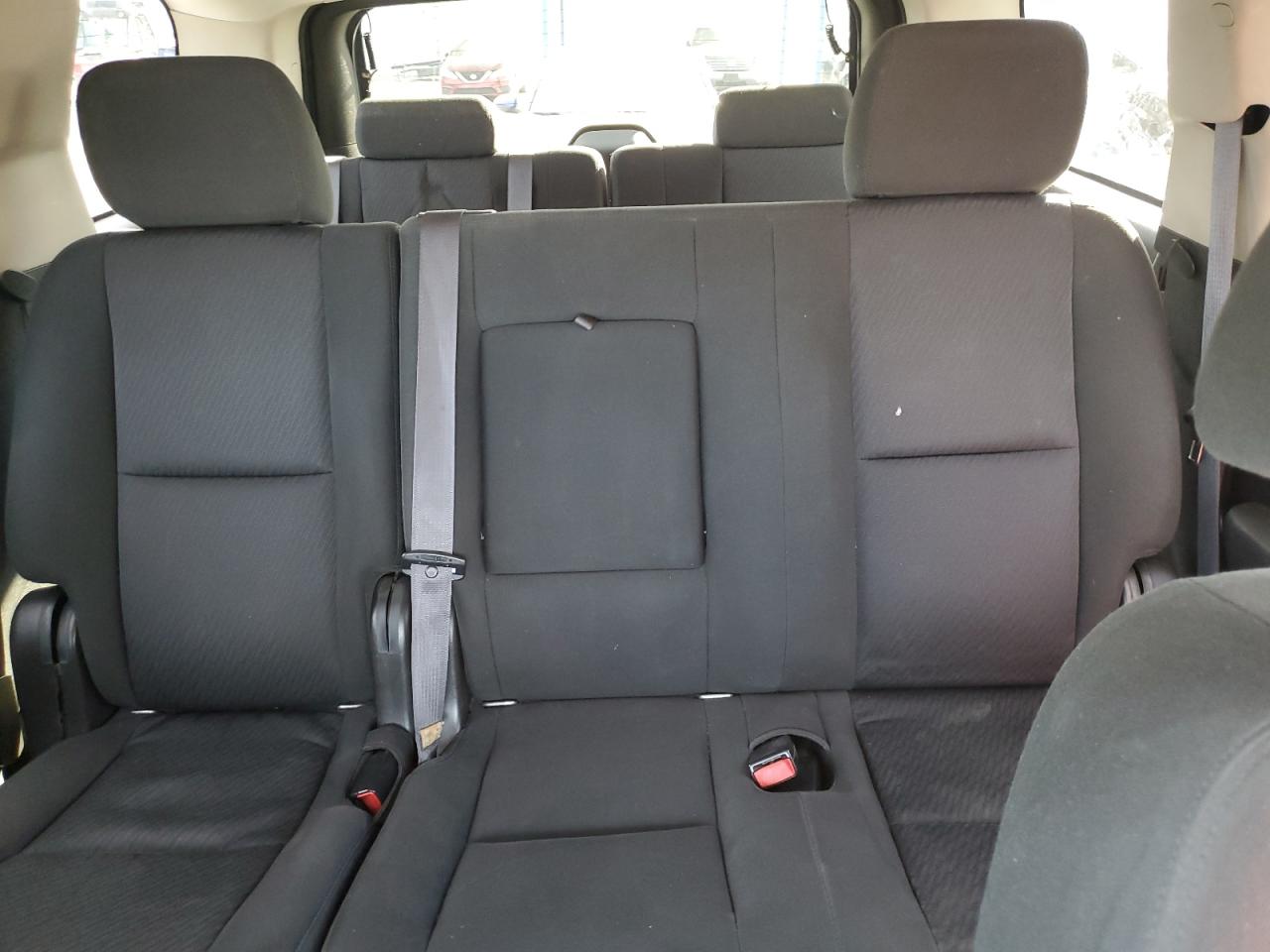 2011 Chevrolet Tahoe C1500 Ls VIN: 1GNSCAE05BR249267 Lot: 91933555