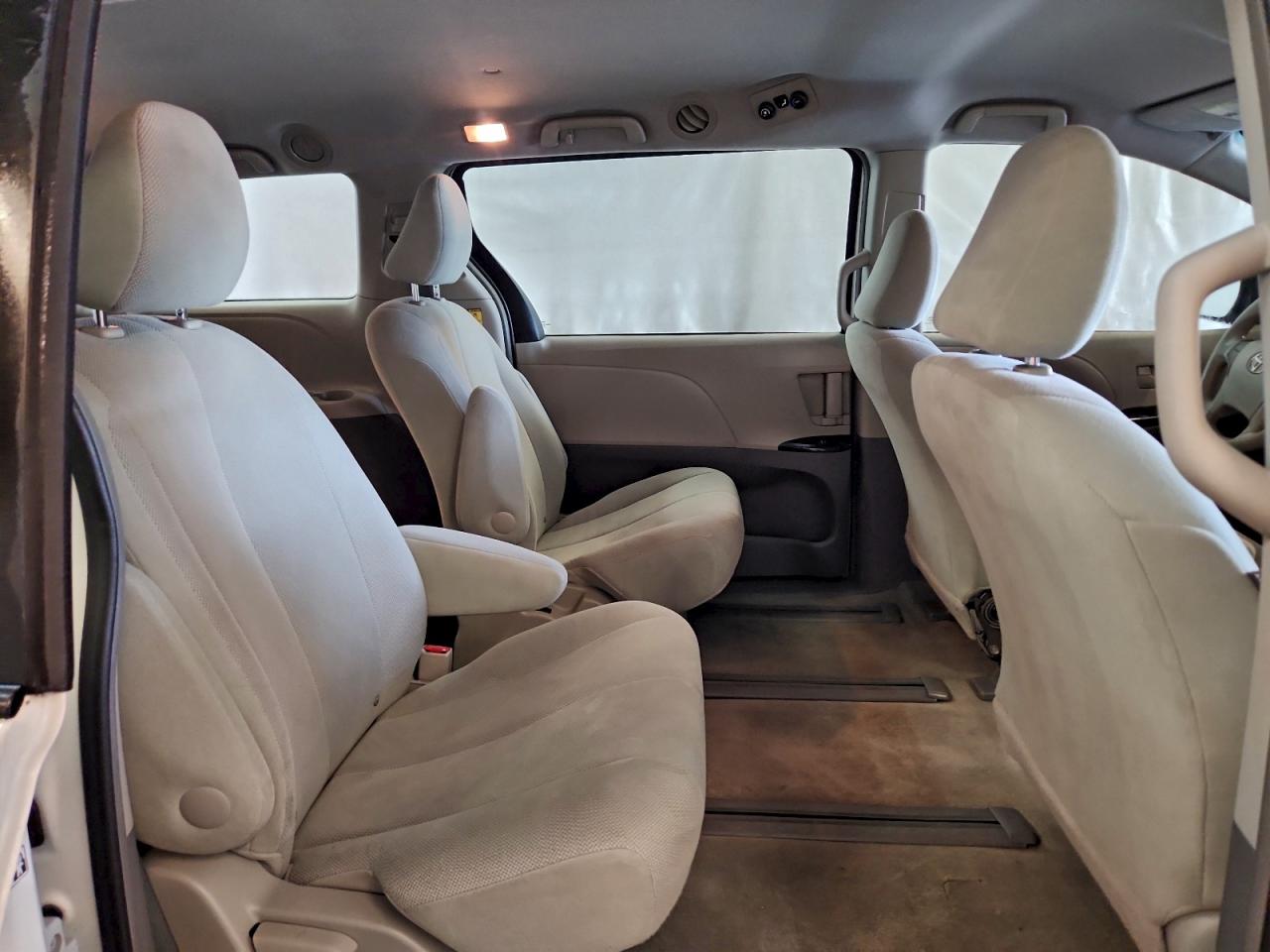 2013 Toyota Sienna VIN: 5TDZK3DC9DS344517 Lot: 92720675