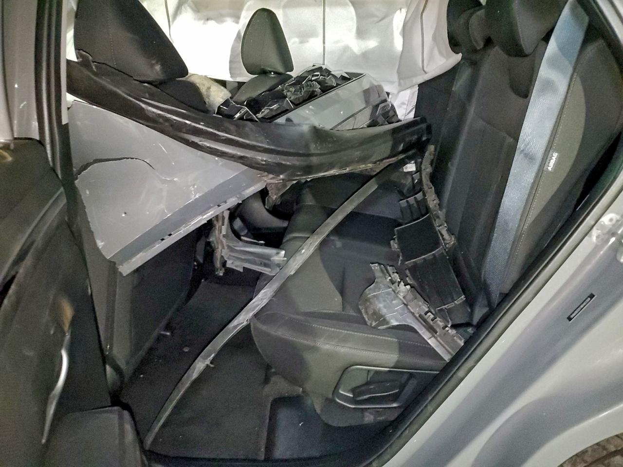 2024 Hyundai Tucson Sel VIN: 421304 Lot: 95298775