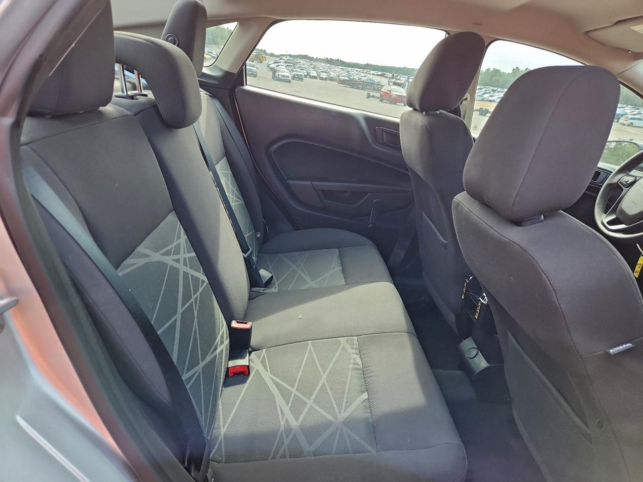 2015 Ford Fiesta S VIN: 3FADP4AJ7FM120627 Lot: 93705895