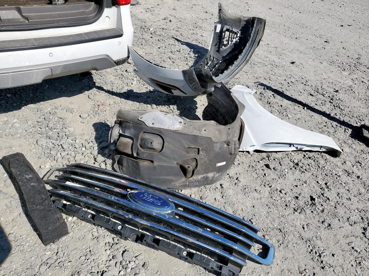 2021 Ford Expedition Xlt VIN: 1FMJU1HT8MEA10633 Lot: 92351075