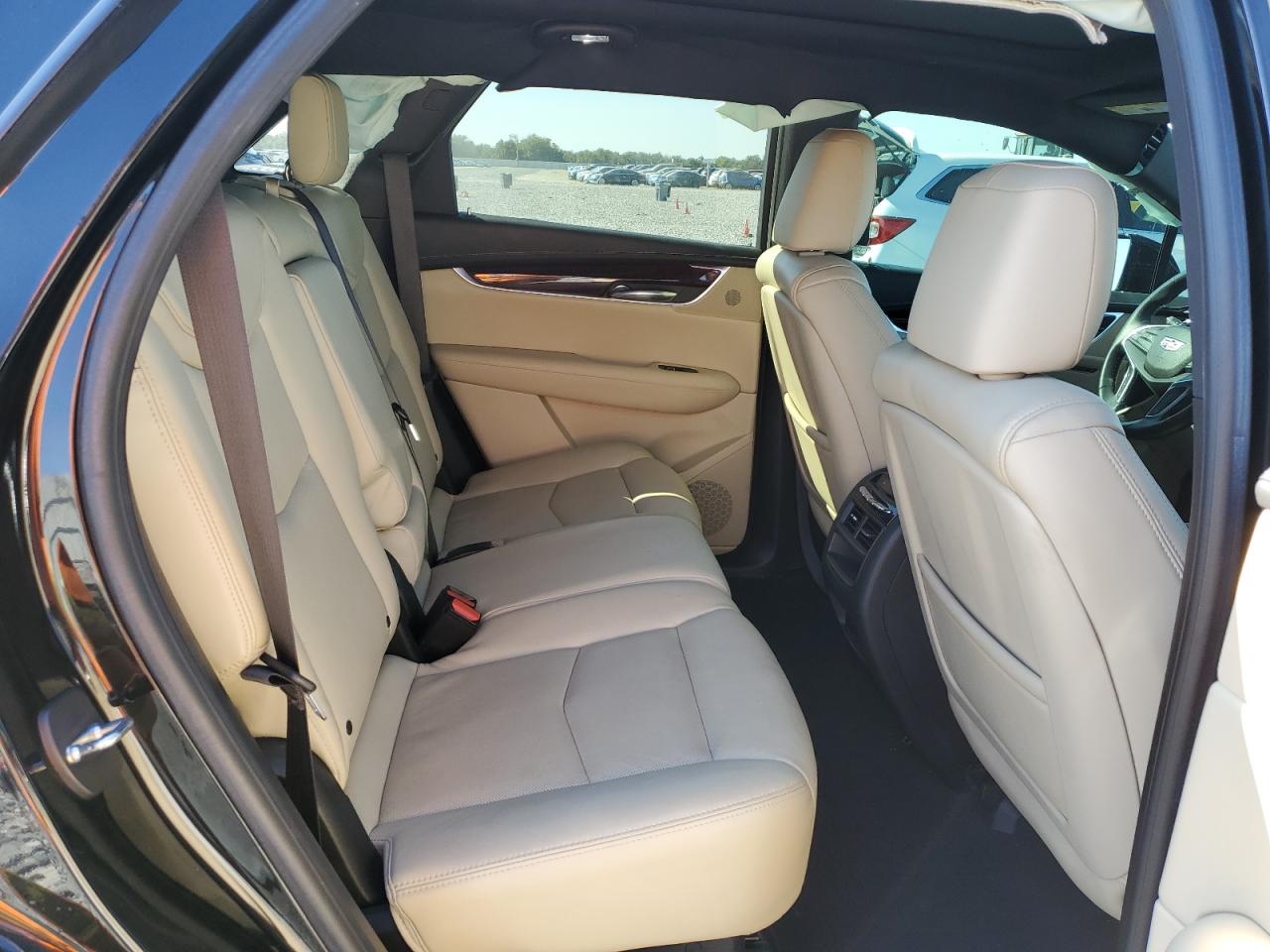 2017 Cadillac Xt5 Luxury VIN: 1GYKNBRSXHZ295782 Lot: 93419925