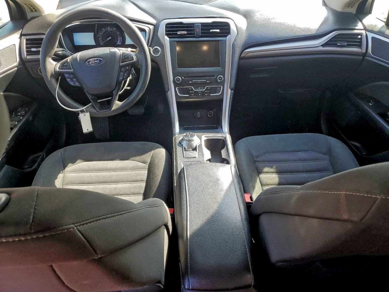 2017 Ford Fusion Se VIN: 3FA6P0H77HR109743 Lot: 92802365