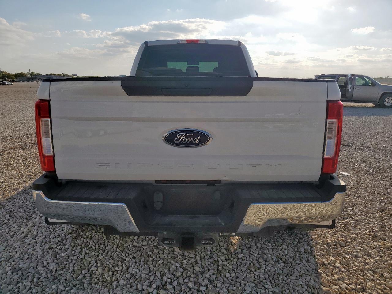 2019 Ford F350 Super Duty VIN: 1FT8W3DT7KEG40705 Lot: 92994795