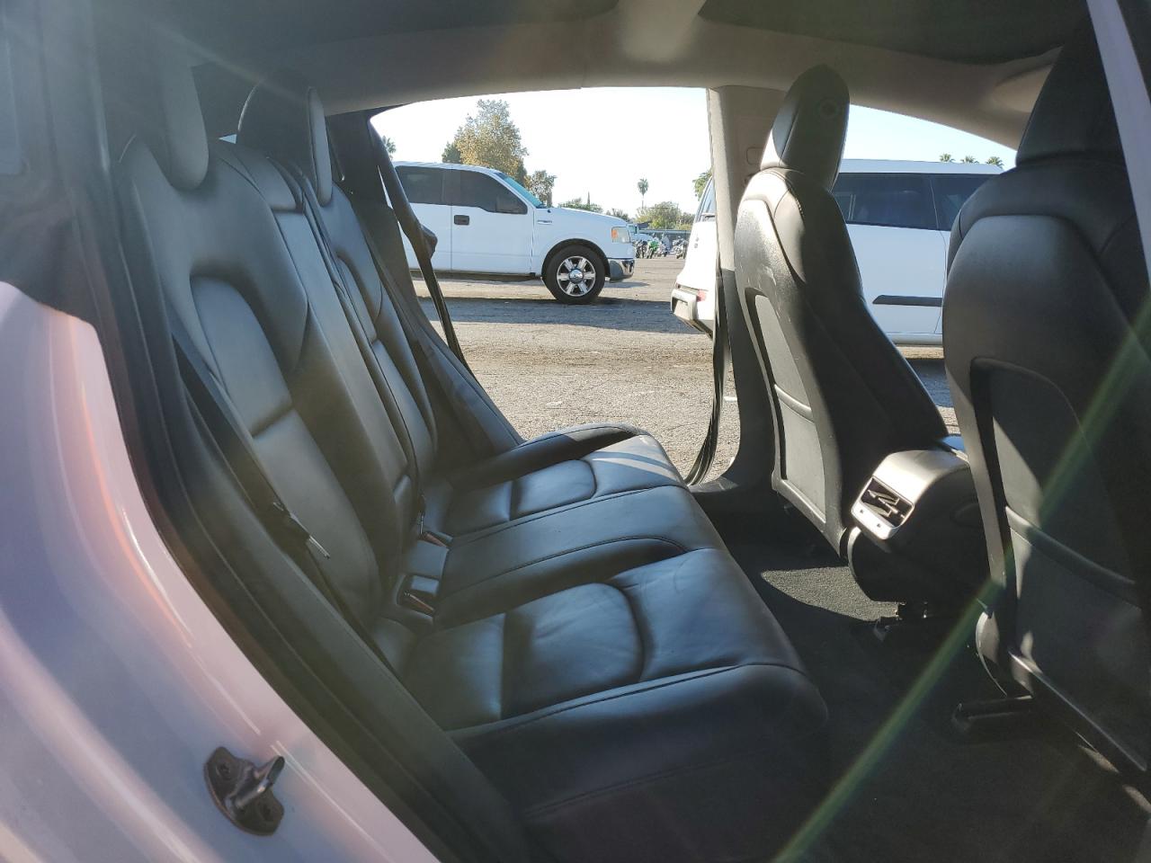 2020 Tesla Model 3 VIN: 5YJ3E1EB3LF667567 Lot: 93684885