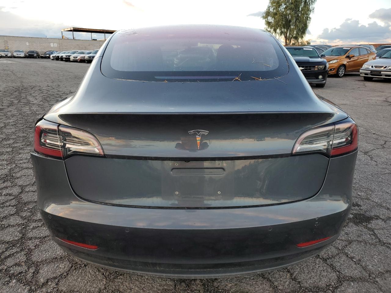 2018 Tesla Model 3 VIN: 5YJ3E1EA9JF021194 Lot: 93073835