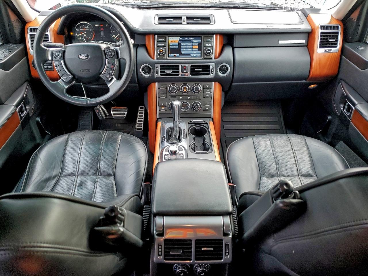 2011 Land Rover Range Rover Hse Luxury VIN: SALMF1E44BA353011 Lot: 94063695