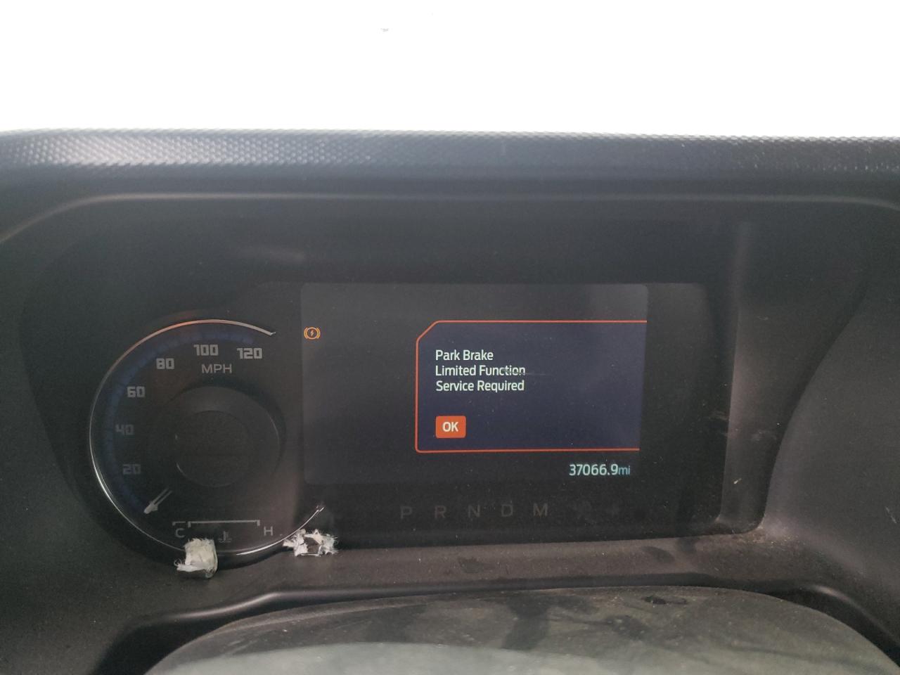 2021 Ford Bronco Base VIN: 1FMDE5BH7MLA92694 Lot: 92233955