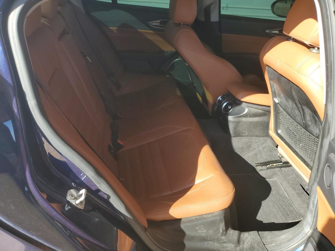 2018 Alfa Romeo Giulia Ti Q4 VIN: ZARFAEEN0J7567414 Lot: 92266595