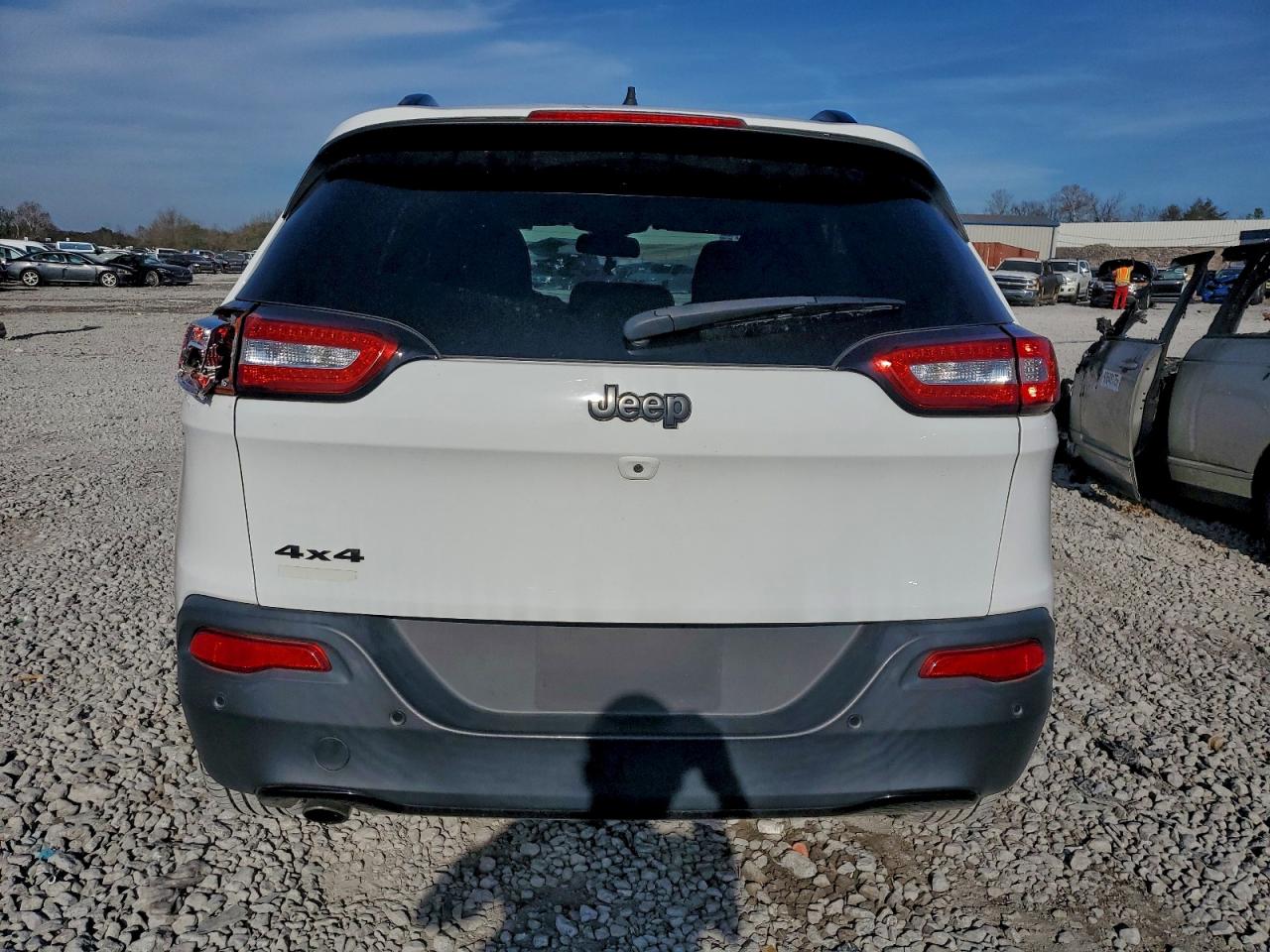 2016 Jeep Cherokee Latitude VIN: 1C4PJMCB5GW197500 Lot: 94343725