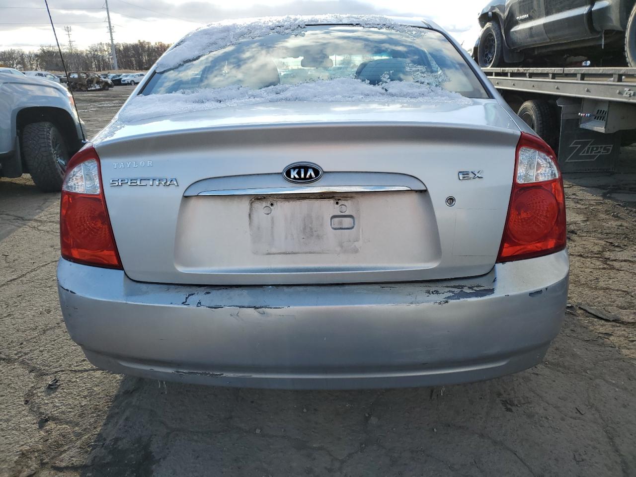 2006 Kia Spectra Lx VIN: KNAFE121465370836 Lot: 92010145