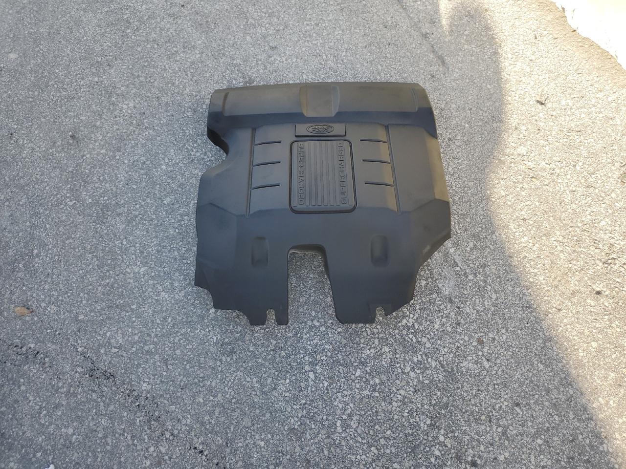 2017 Land Rover Discovery Hse Luxury VIN: SALRHBBVXHA038029 Lot: 91856205