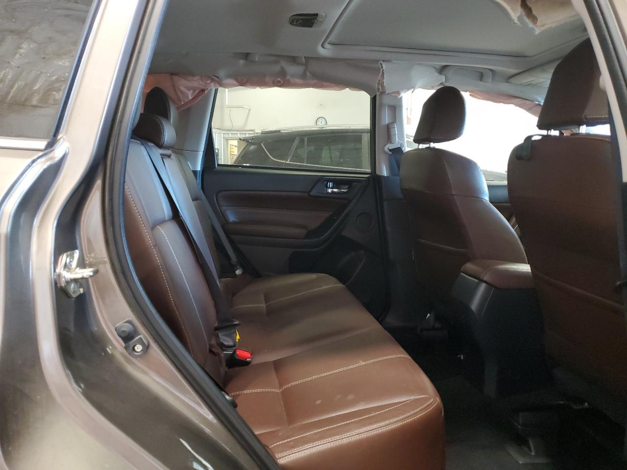 2017 Subaru Forester 2.5I Touring VIN: JF2SJATC1HH437635 Lot: 92393355