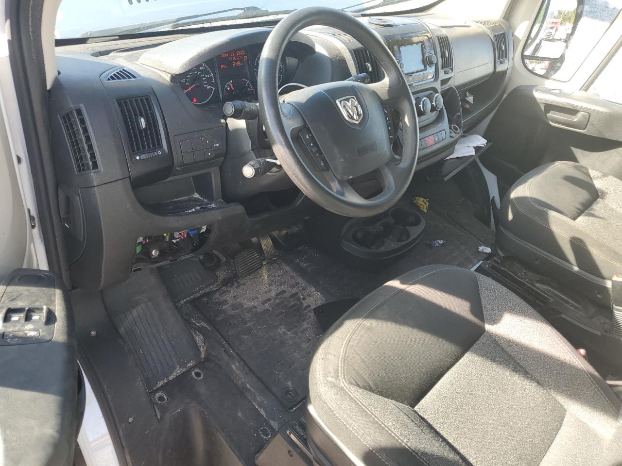 2020 Ram Promaster Cargo Van VIN: 3C6TRVBG3LE141786 Lot: 91927335