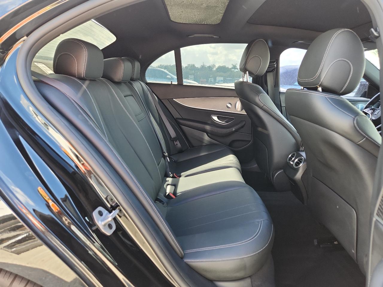 2021 Mercedes-Benz E 350 VIN: W1KZF8DB3MA874543 Lot: 90867255