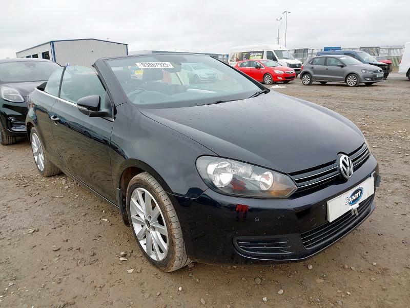 2015 VOLKSWAGEN GOLF SE