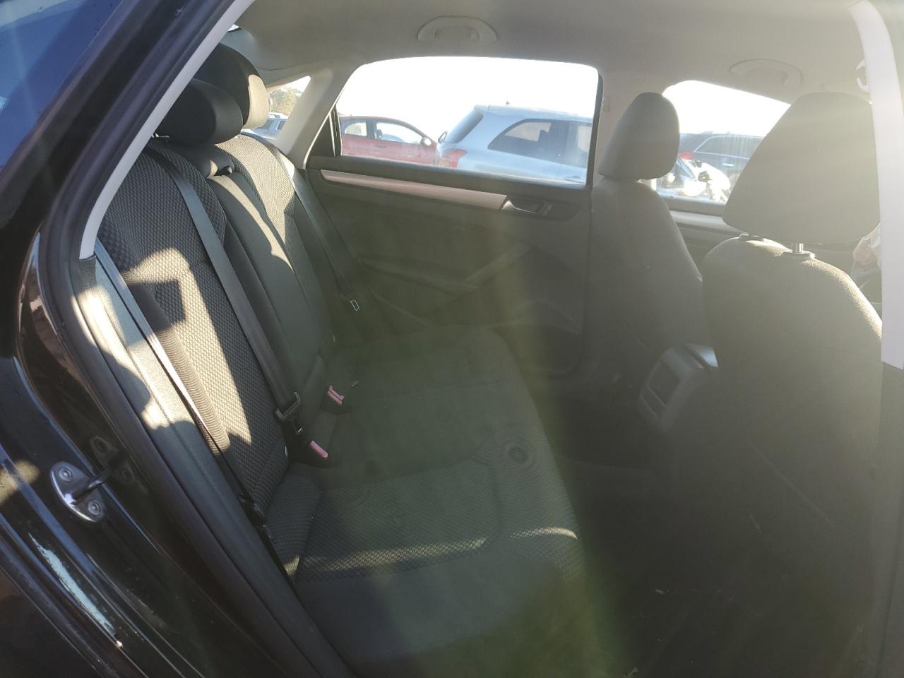 2012 Volkswagen Passat S VIN: 1VWAH7A33CC047215 Lot: 93305165