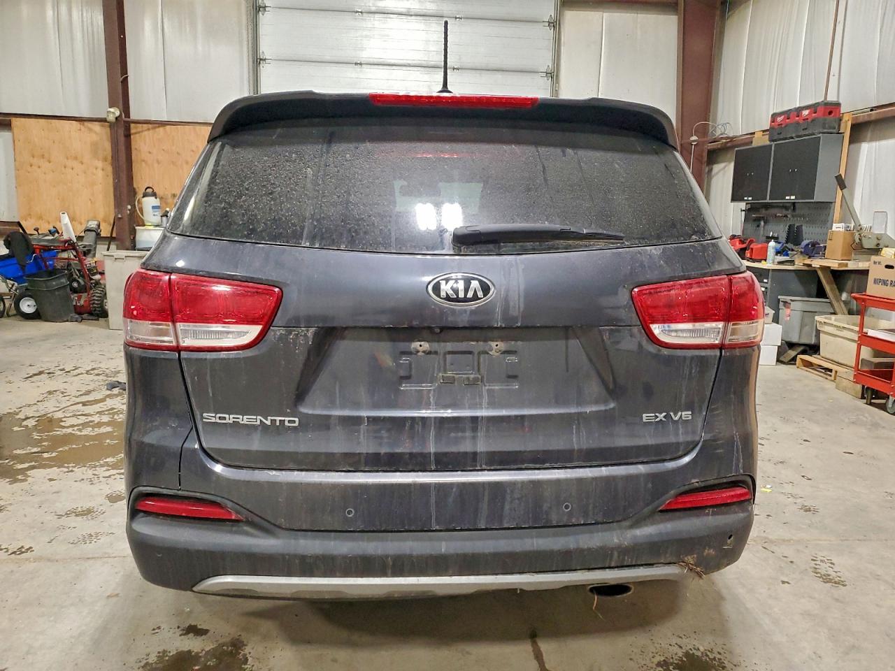 2016 Kia Sorento Ex VIN: 5XYPHDA51GG105580 Lot: 92981765
