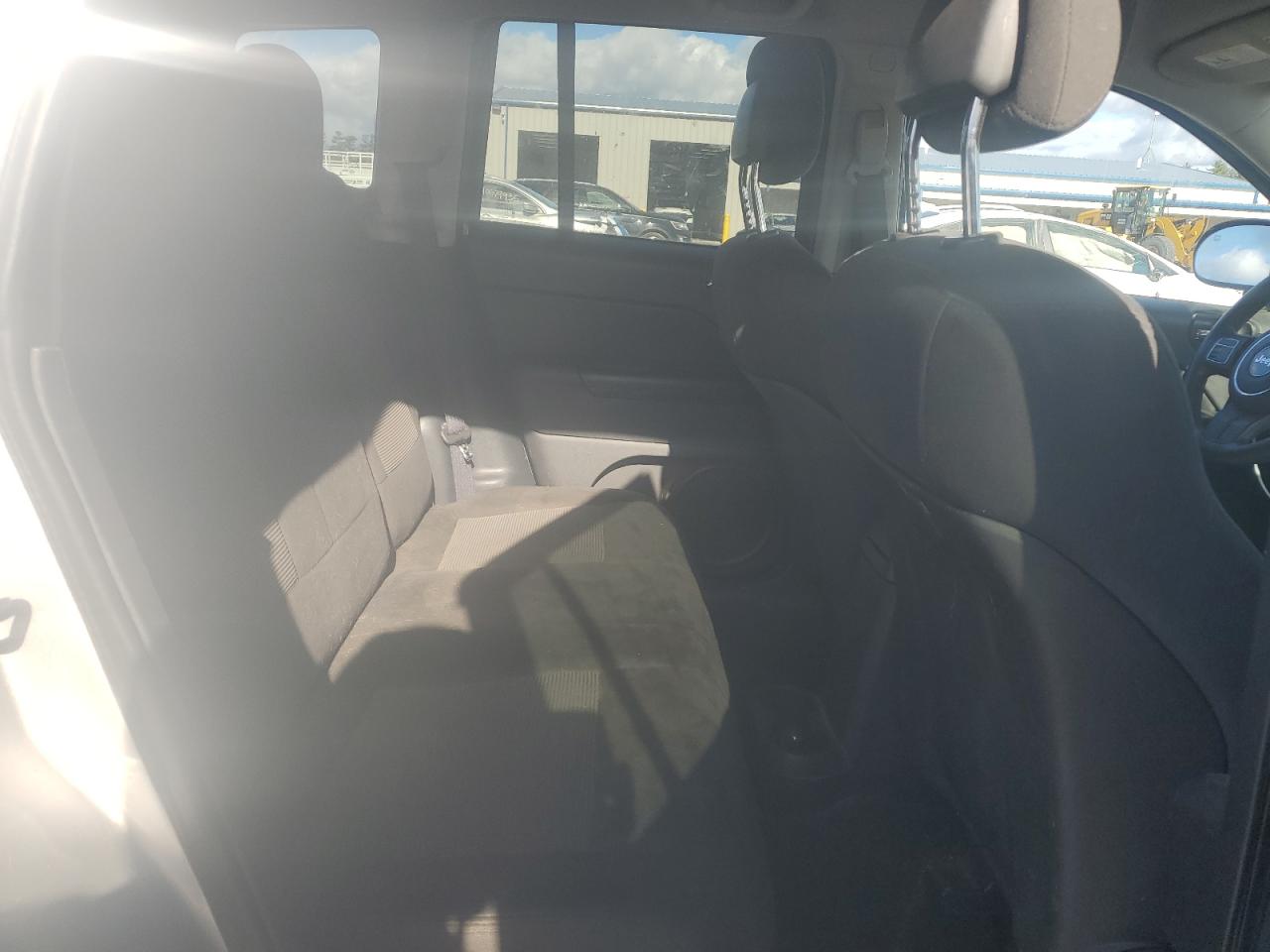 2011 Jeep Compass Sport VIN: 1J4NT1FA6BD176253 Lot: 91673025